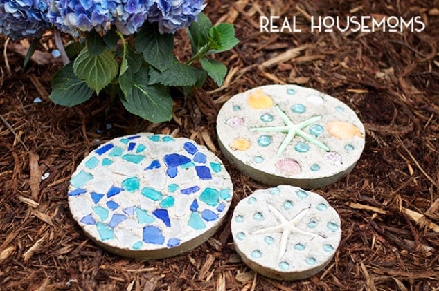 DIY Garden Stepping Stones